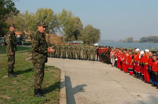 general Dikovic Tisa Titel vezba reka 2012