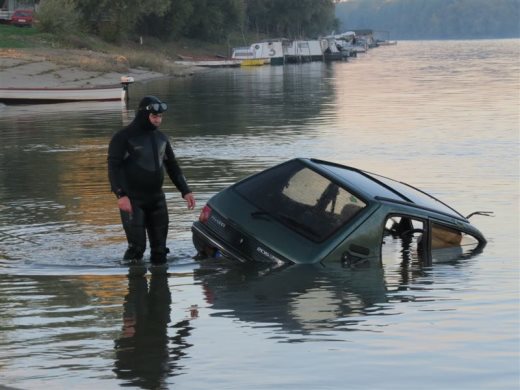 auto u tisi